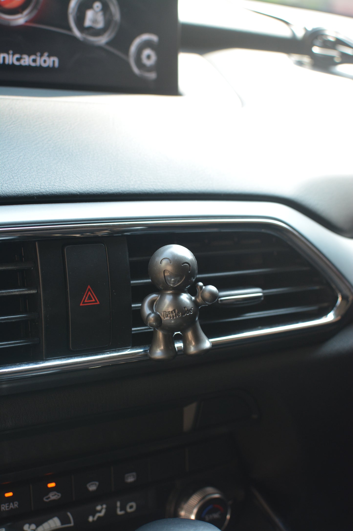 Little Joe ® Thumbs Up - Musk